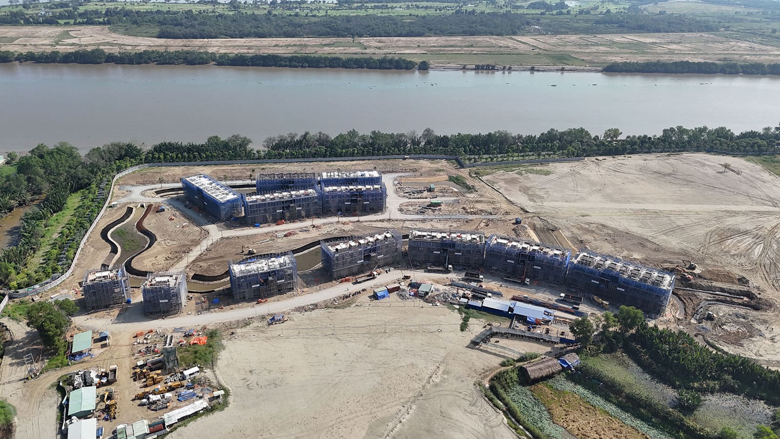 Tiến độ xây dựng Eco Village Saigon River tháng 12/2023